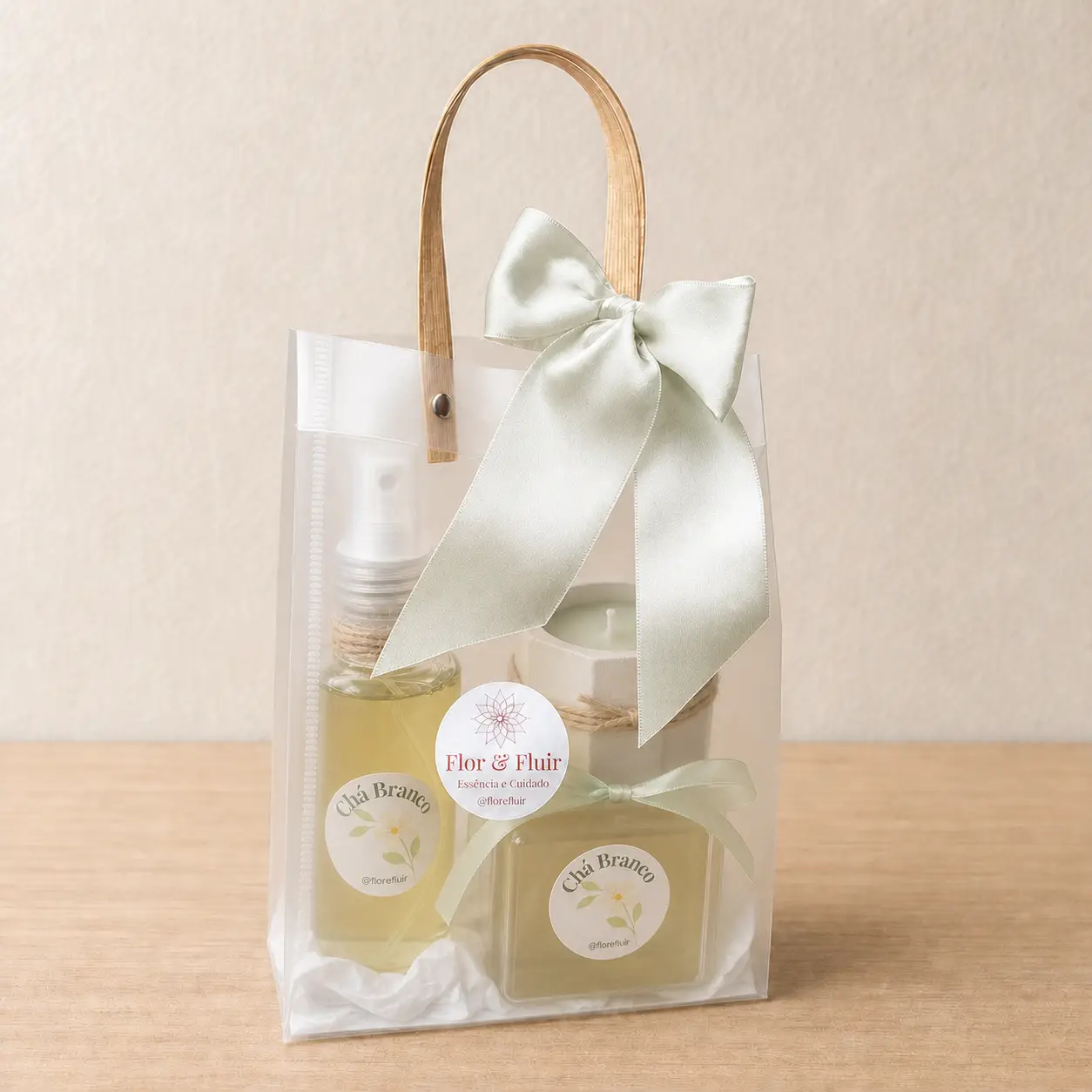 Kit chá branco com vela aromática em sacolinha para presente